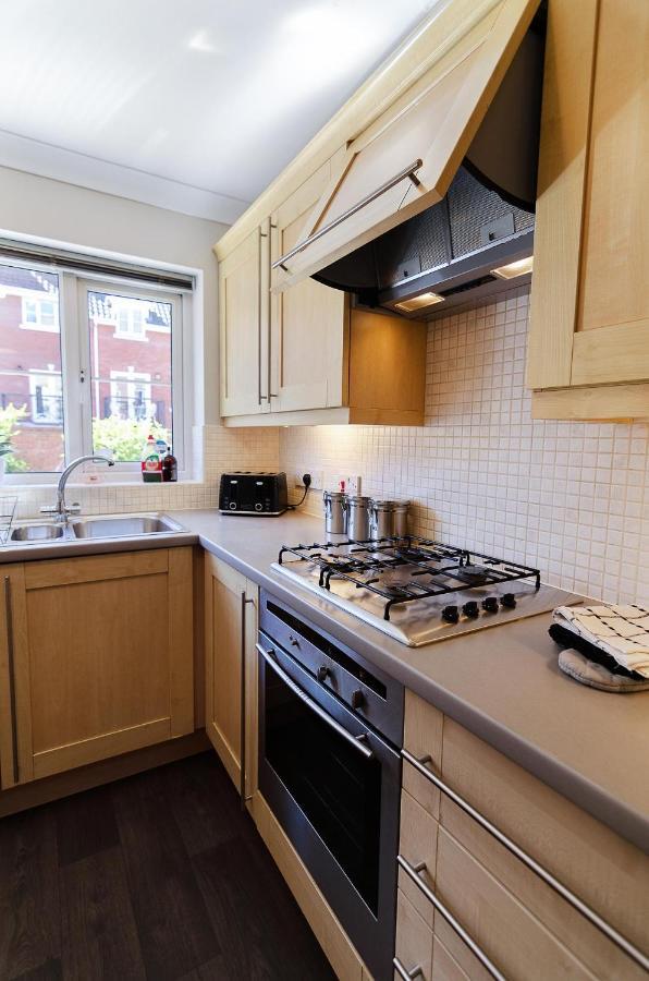 Willa 4Br Townhouse Wbalcony Free Parking Fast Wi-Fi NWI Zewnętrze zdjęcie