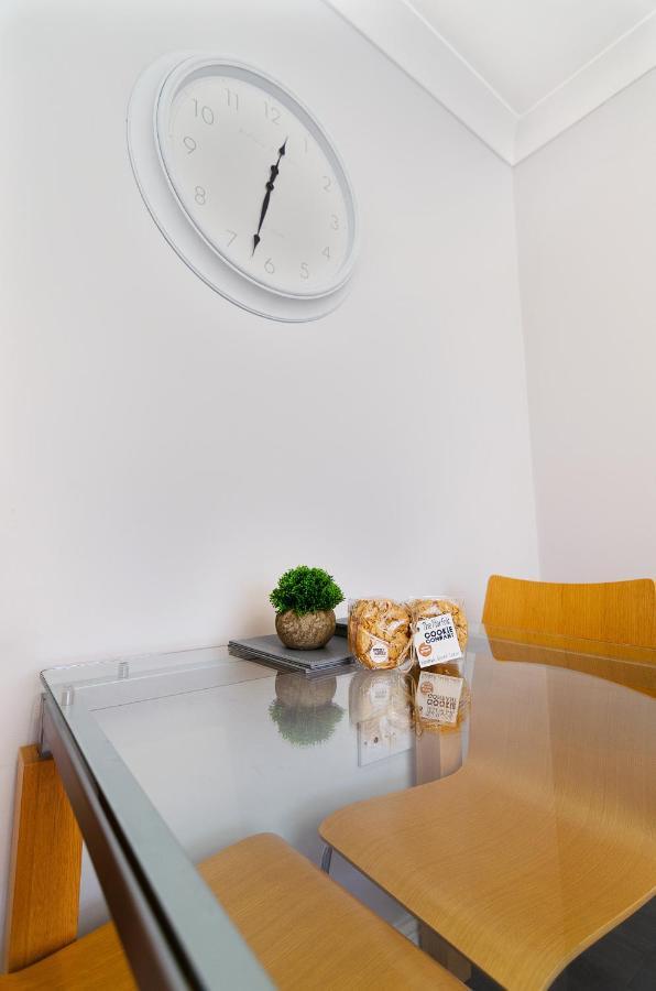 Willa 4Br Townhouse Wbalcony Free Parking Fast Wi-Fi NWI Zewnętrze zdjęcie